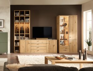 Wohnzimmerwand aus Holz