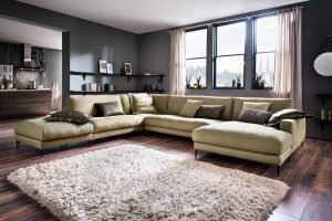 Riesige Polstergarnitur MARC HARRIS in sehr kuscheligem Bezugsstoff Cord